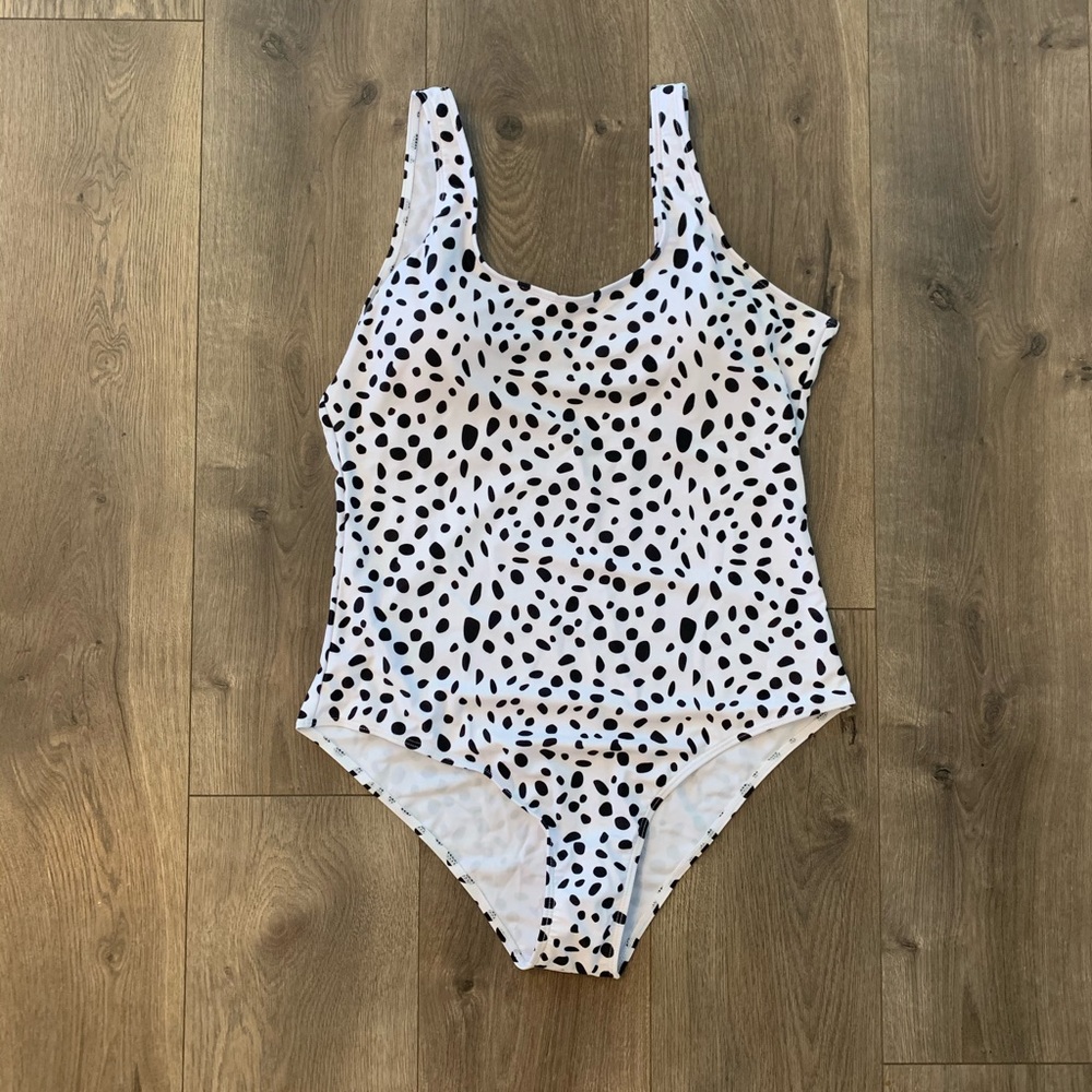 One piece swimsuit